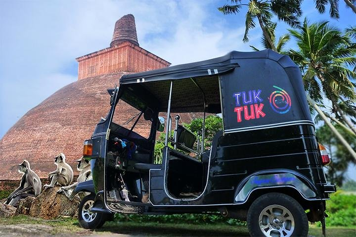 Anuradhapura Ancient City Tuk Tuk Tour at Jethavanaramaya Dagoba - Anuradhapura